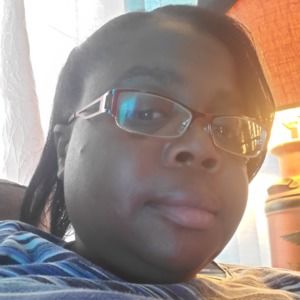 Meet your Posher, Devona